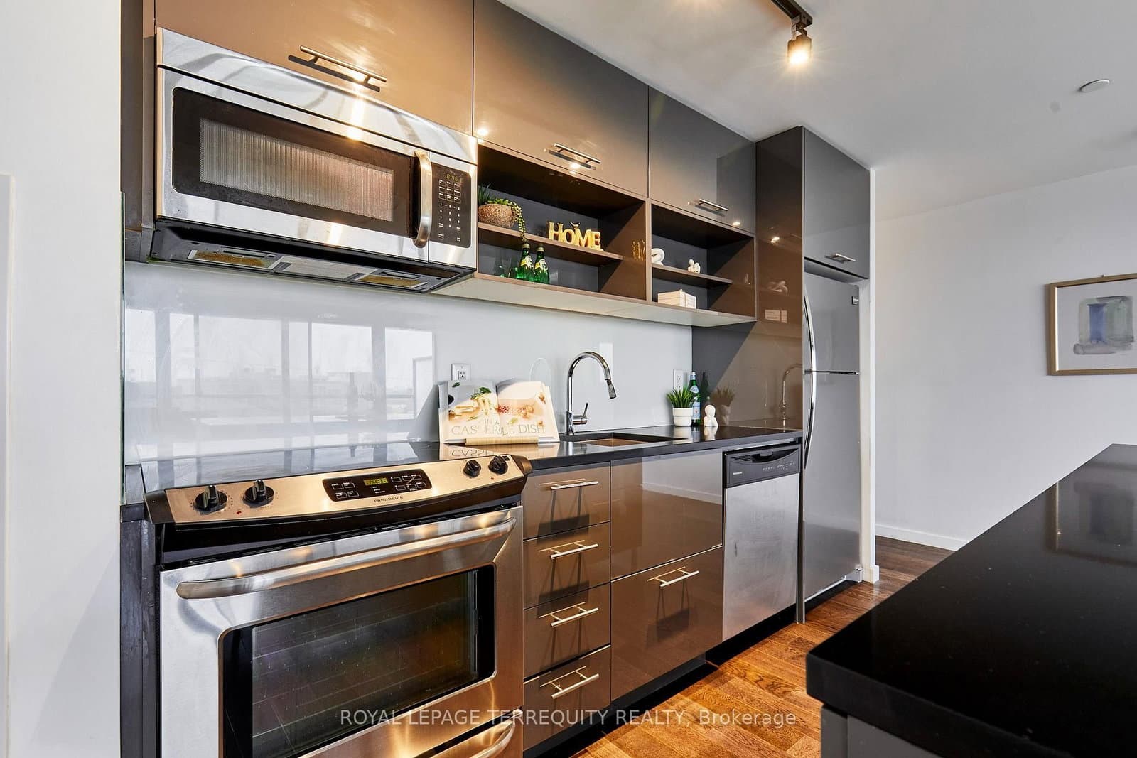 32 Trolley Crescent, Unit 702 thumbnail 8
