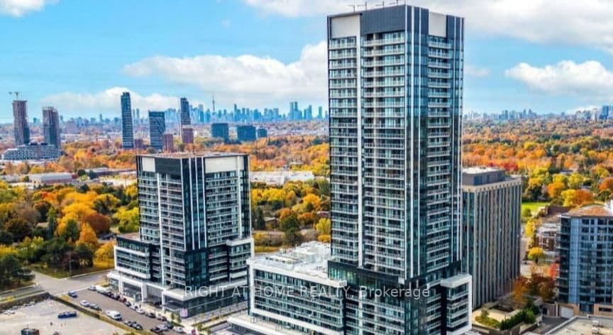 20 O'Neill Road, Unit 527 - Image 1