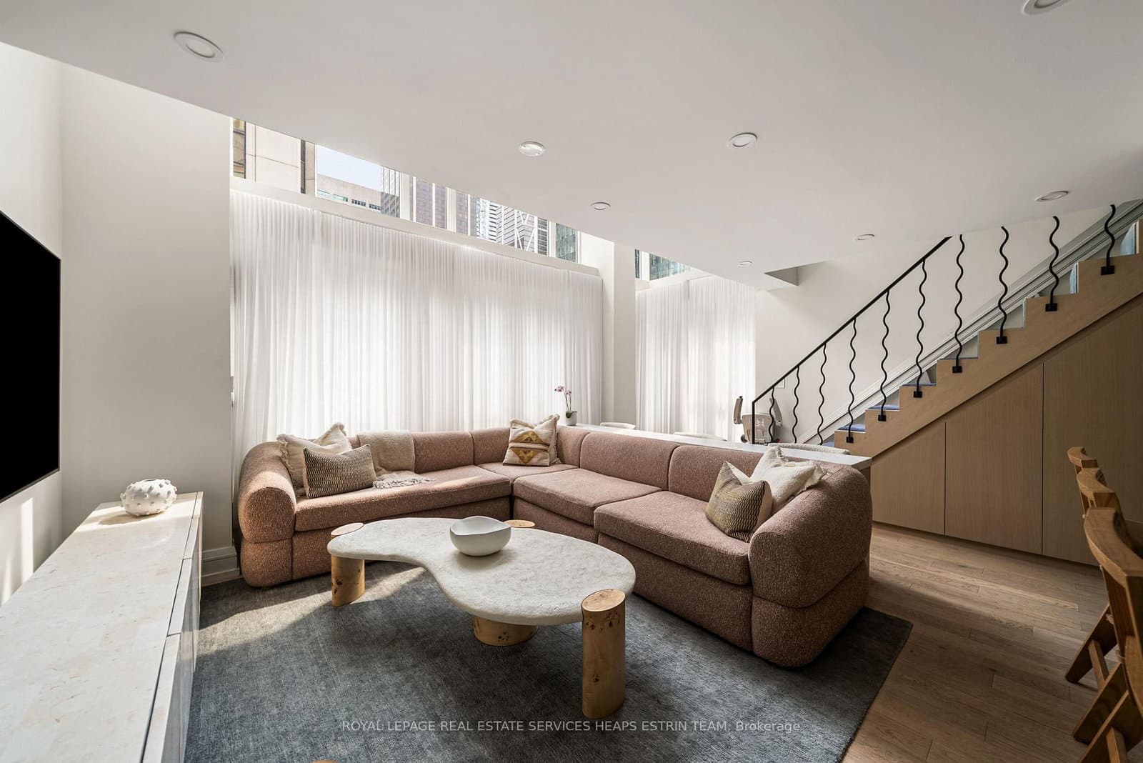 80 Cumberland Street, Unit 710 thumbnail 5