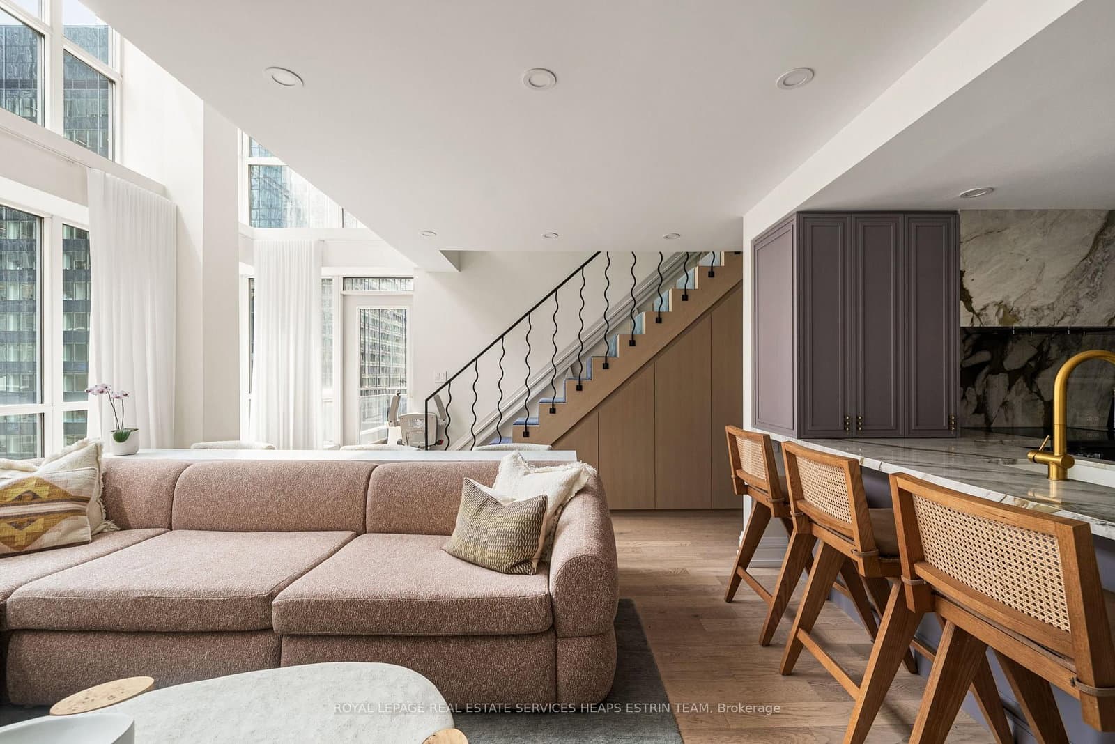 80 Cumberland Street, Unit 710 thumbnail 6