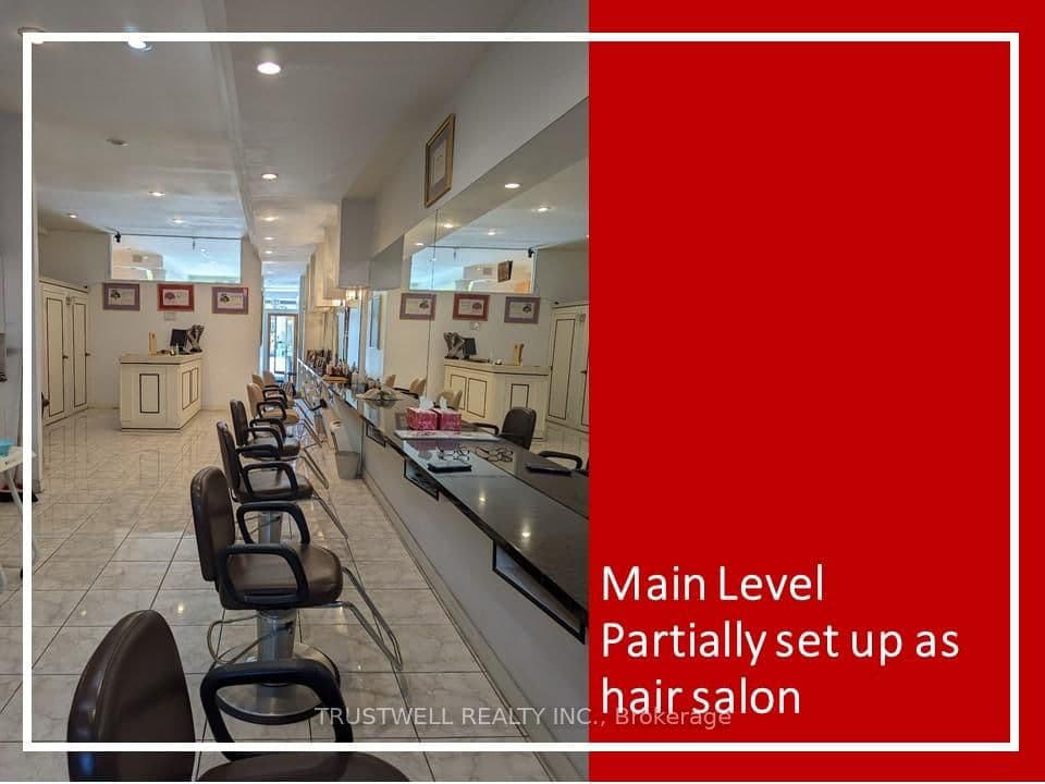 882A Eglinton Avenue W thumbnail 4