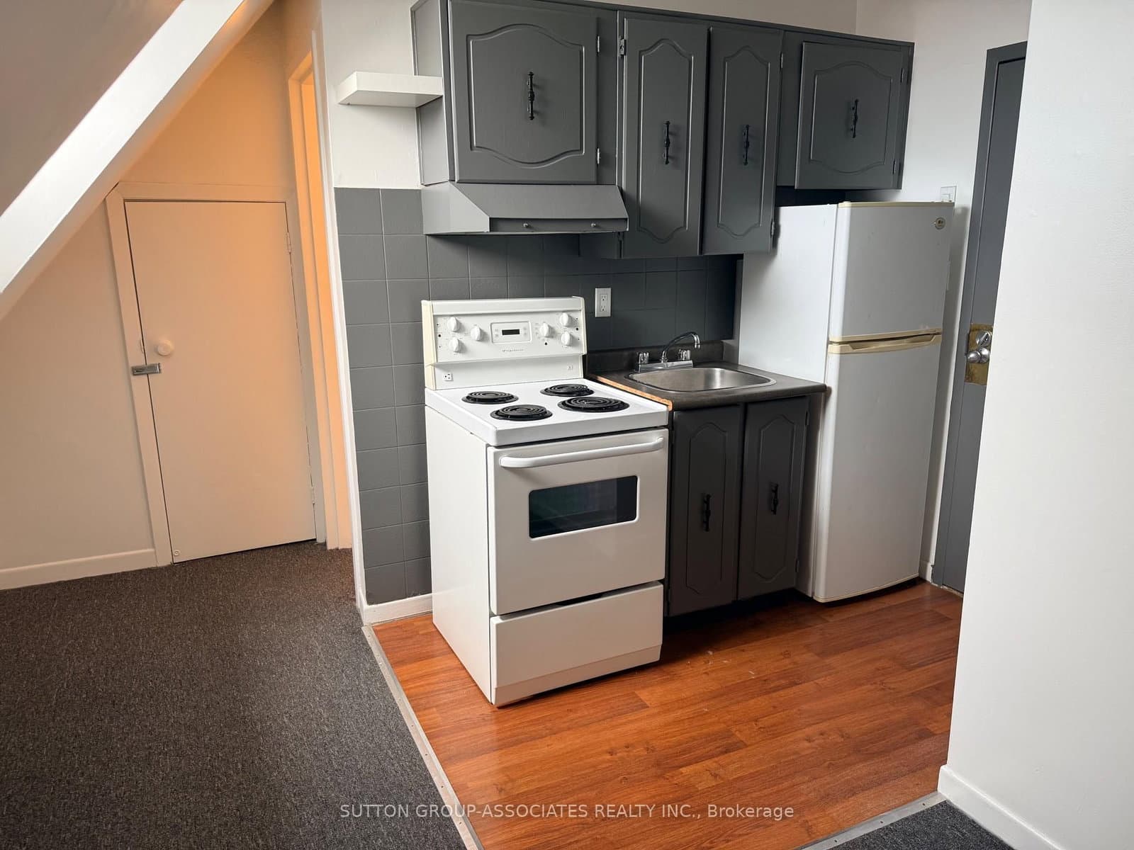 52 Metcalfe Street, Unit 407 thumbnail 3