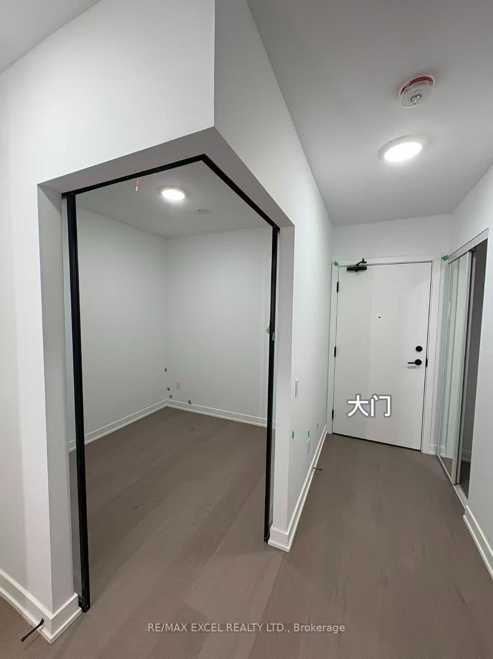 89 Montclair Avenue, Unit 817 thumbnail 6
