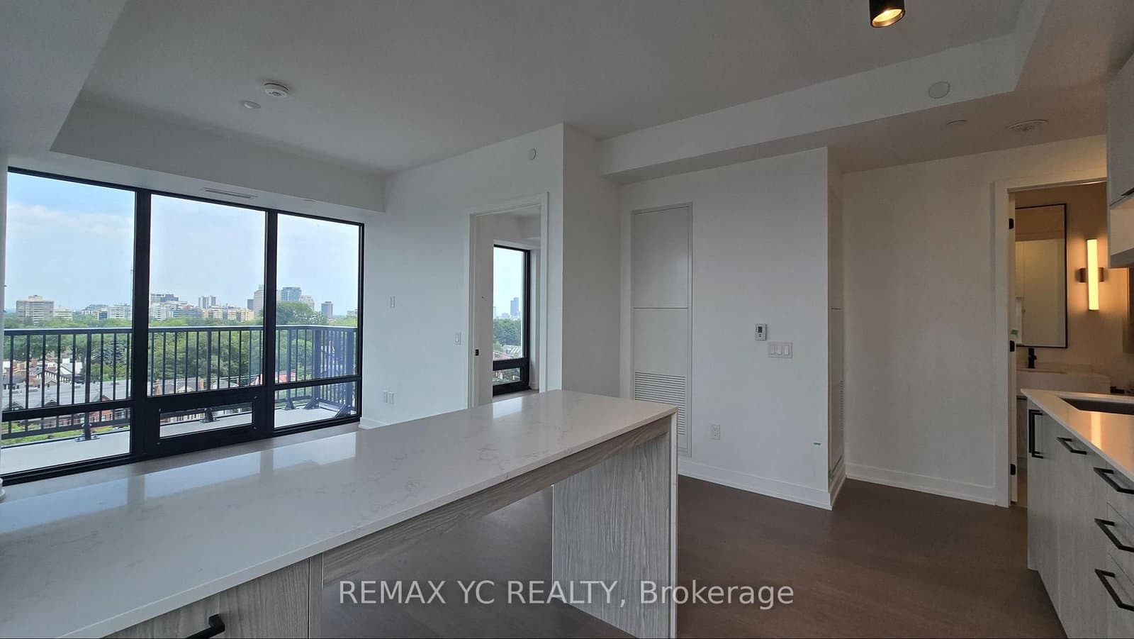 89 Montclair Avenue, Unit 1618 thumbnail 11