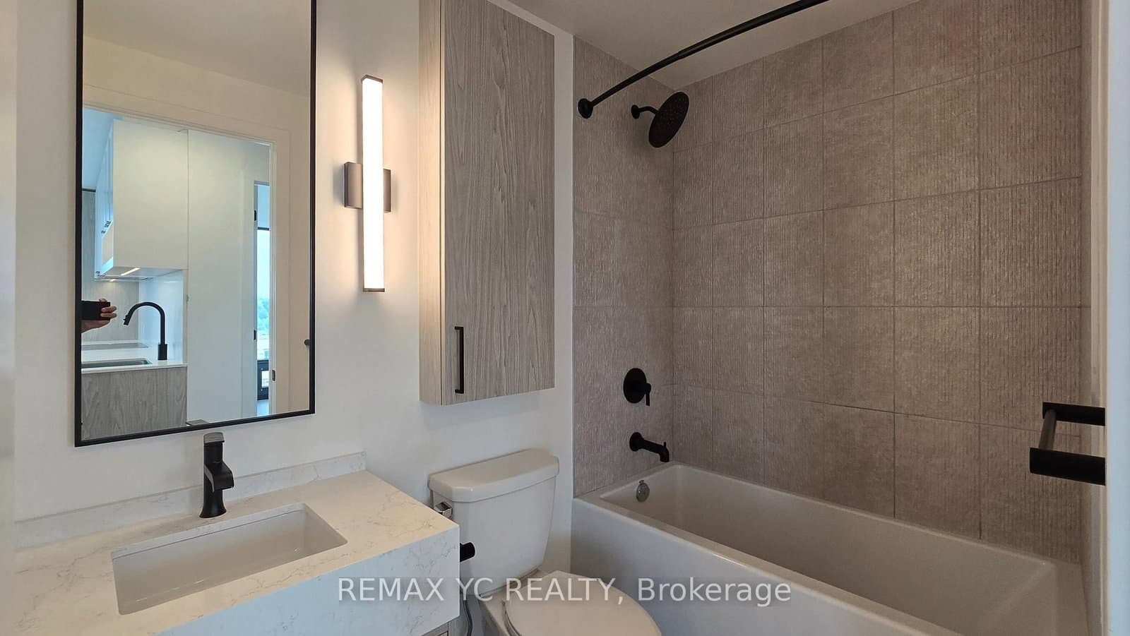 89 Montclair Avenue, Unit 1618 thumbnail 7