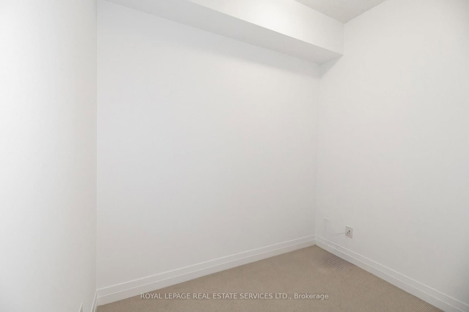 25 Carlton Street, Unit 603 thumbnail 13