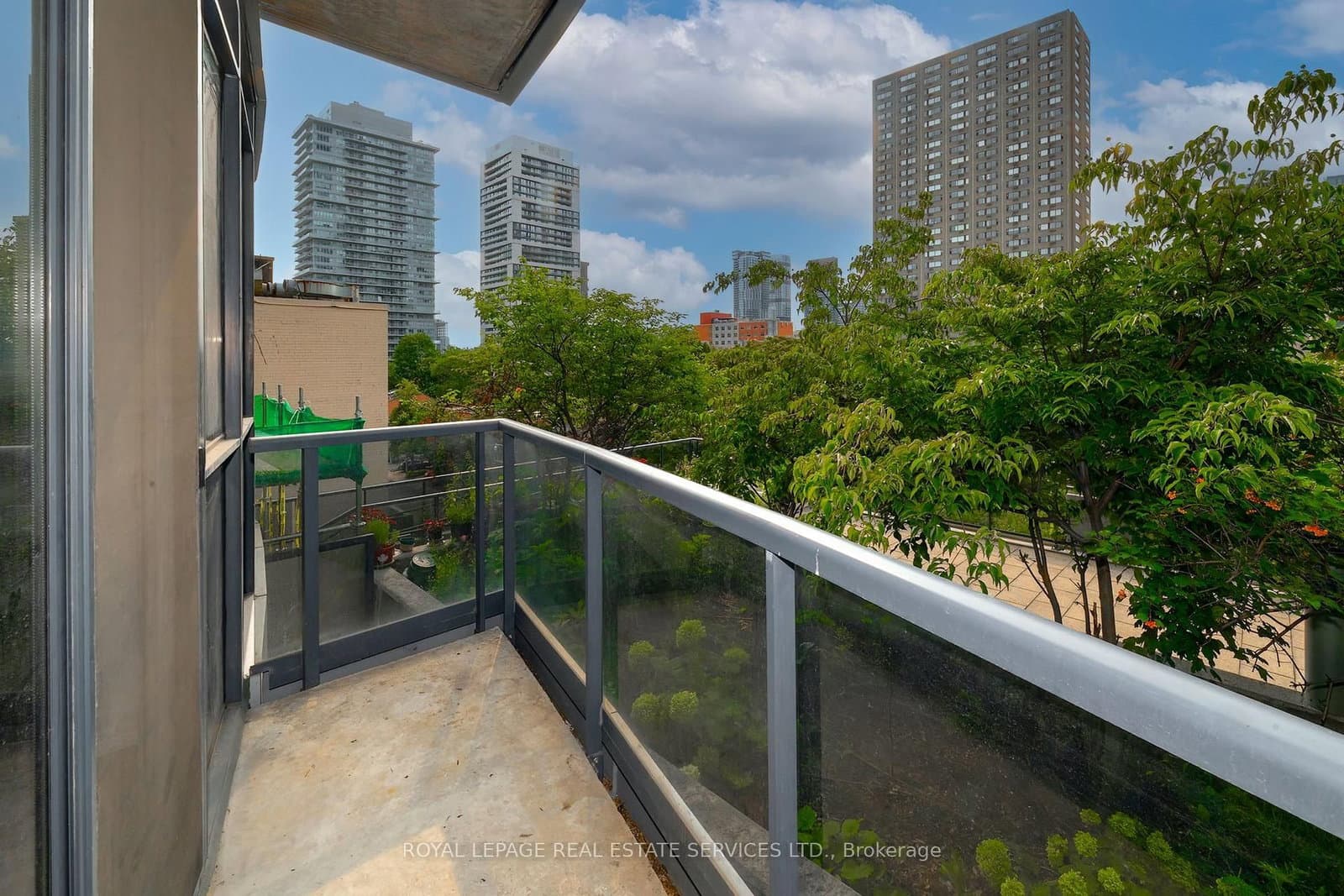 25 Carlton Street, Unit 603 thumbnail 14