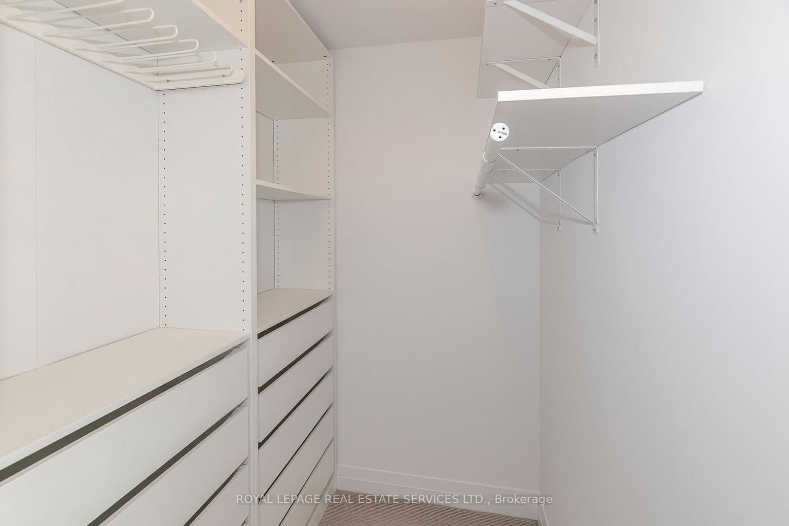 25 Carlton Street, Unit 603 thumbnail 9