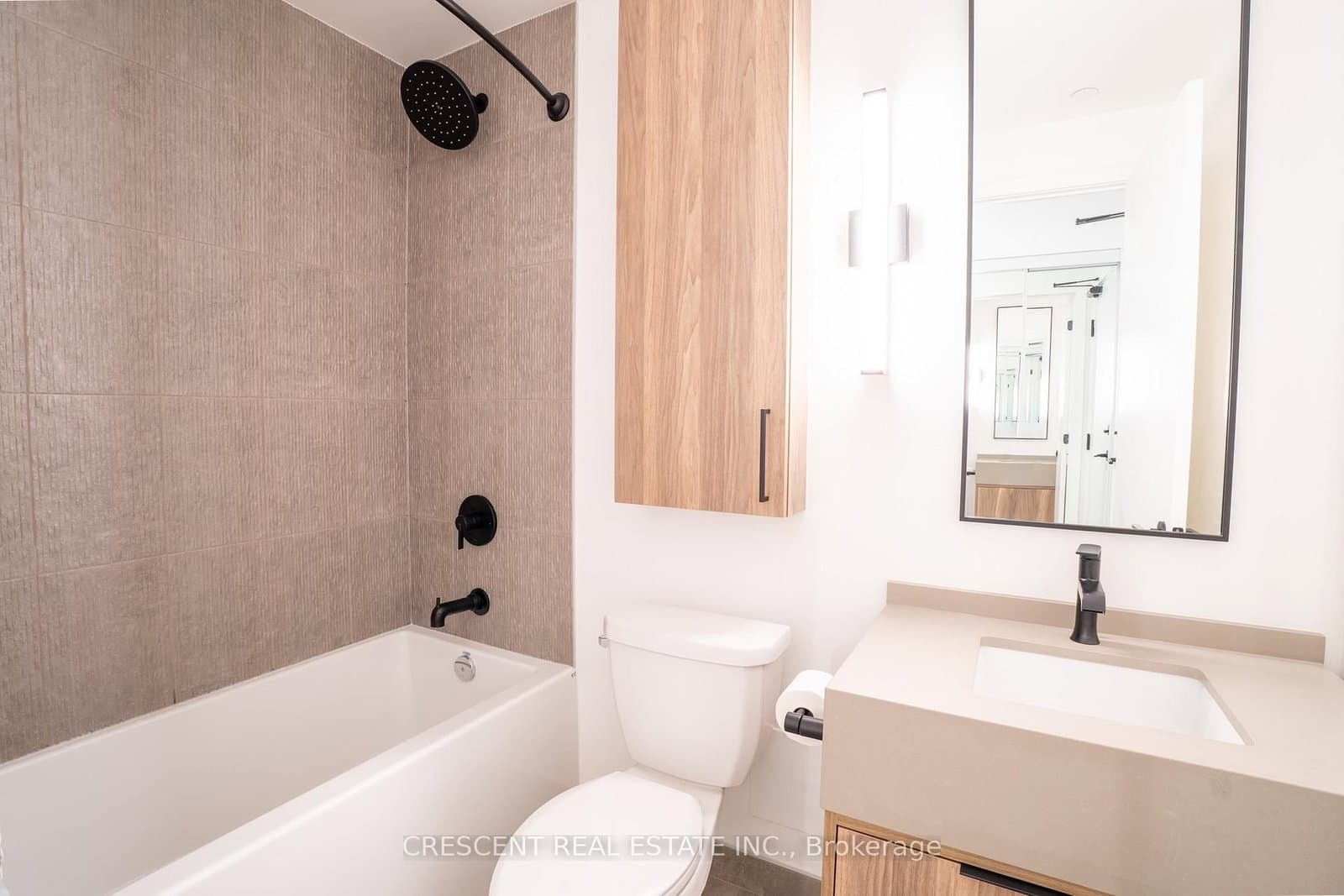 91 Montclair Avenue, Unit 201 thumbnail 11
