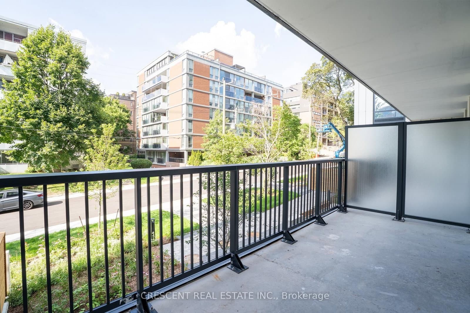 91 Montclair Avenue, Unit 201 thumbnail 13