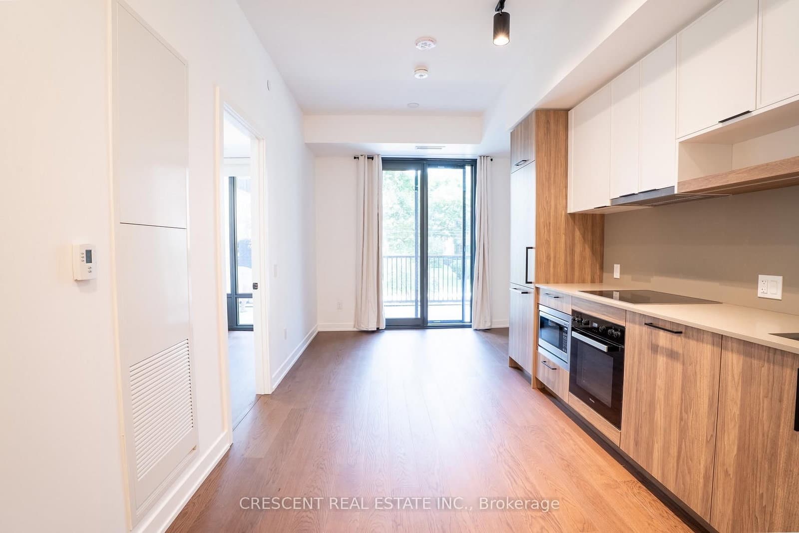 91 Montclair Avenue, Unit 201 thumbnail 3