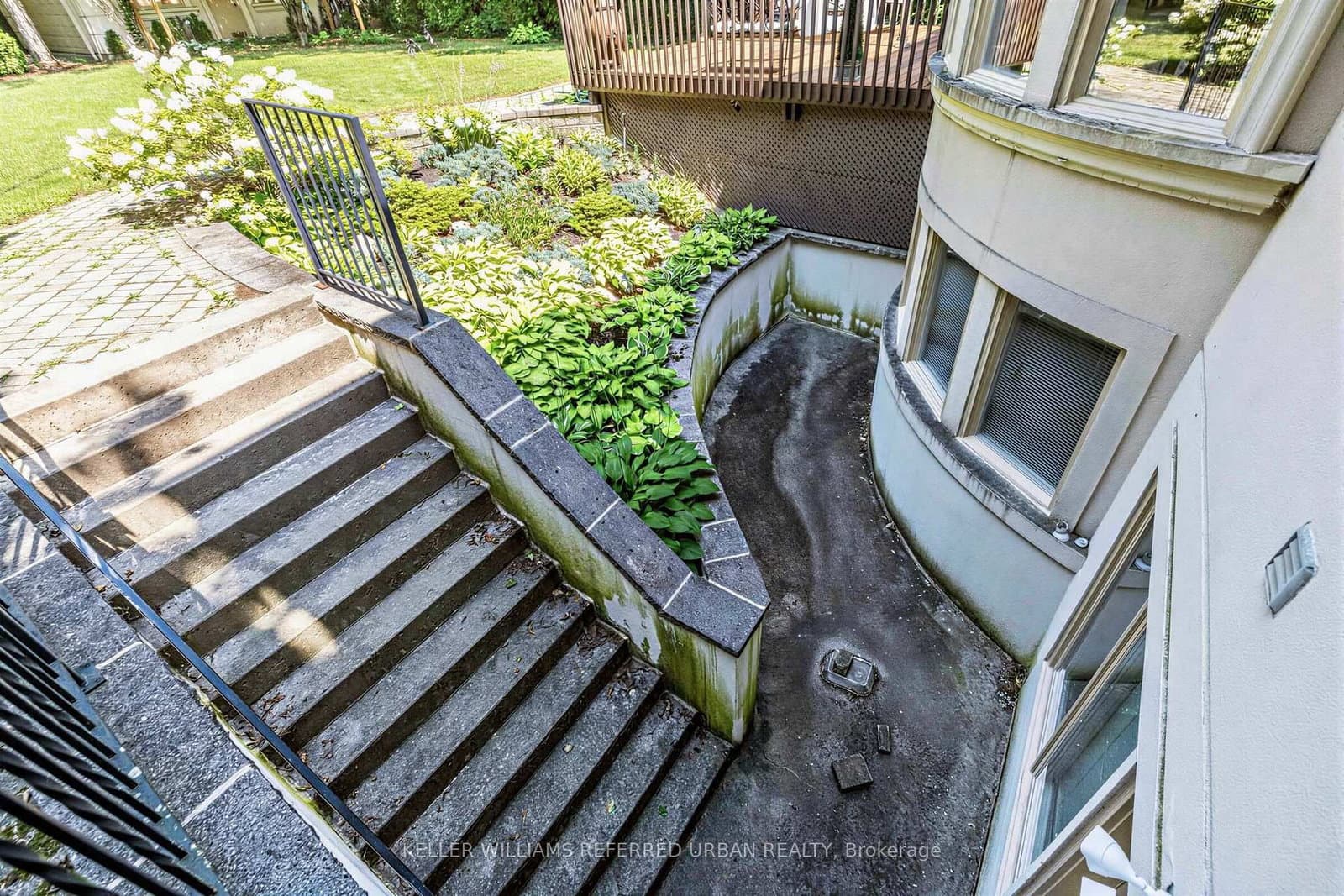 158 Owen Boulevard thumbnail 34