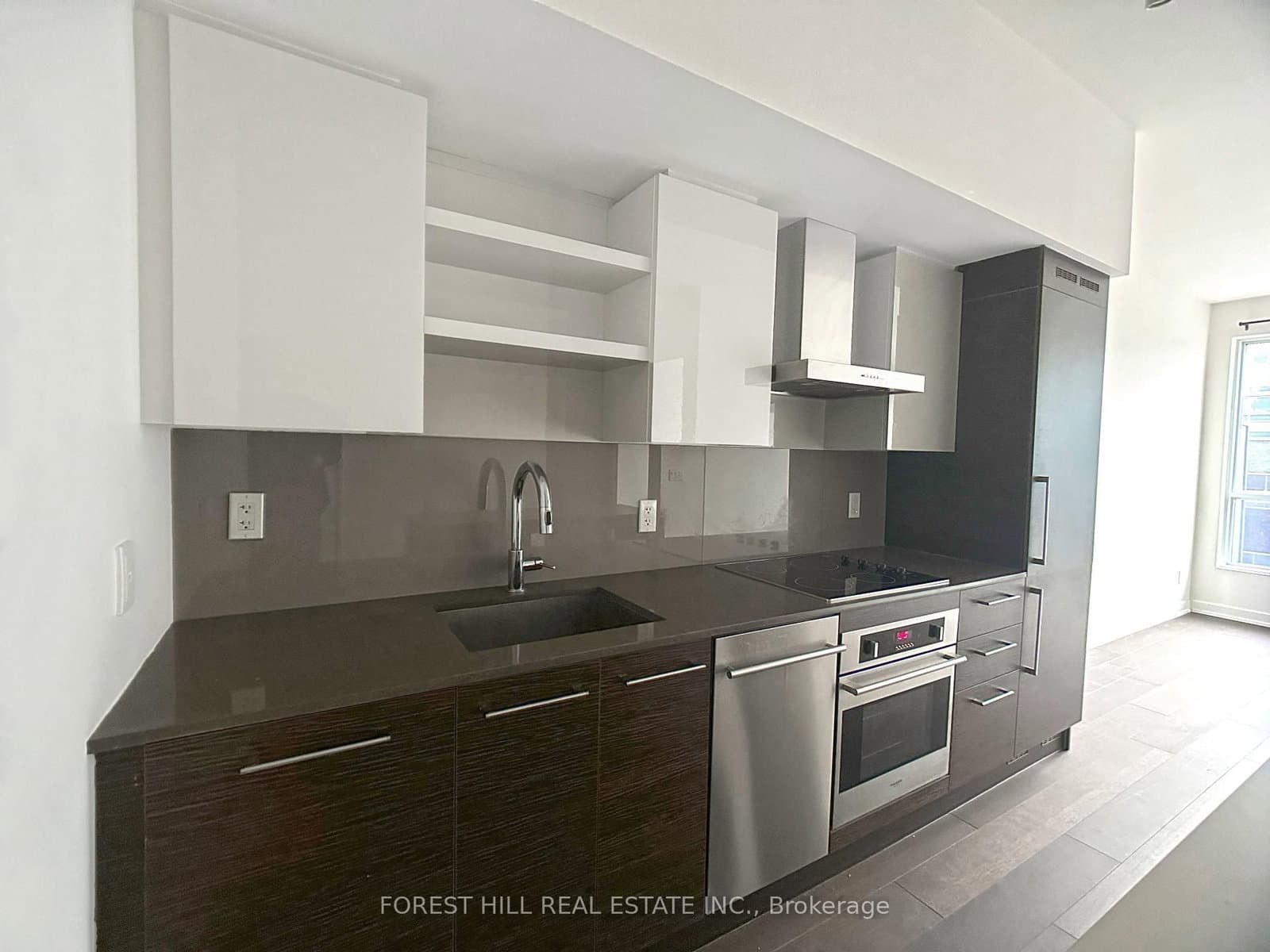 1030 King Street W, Unit Ph15 thumbnail 3