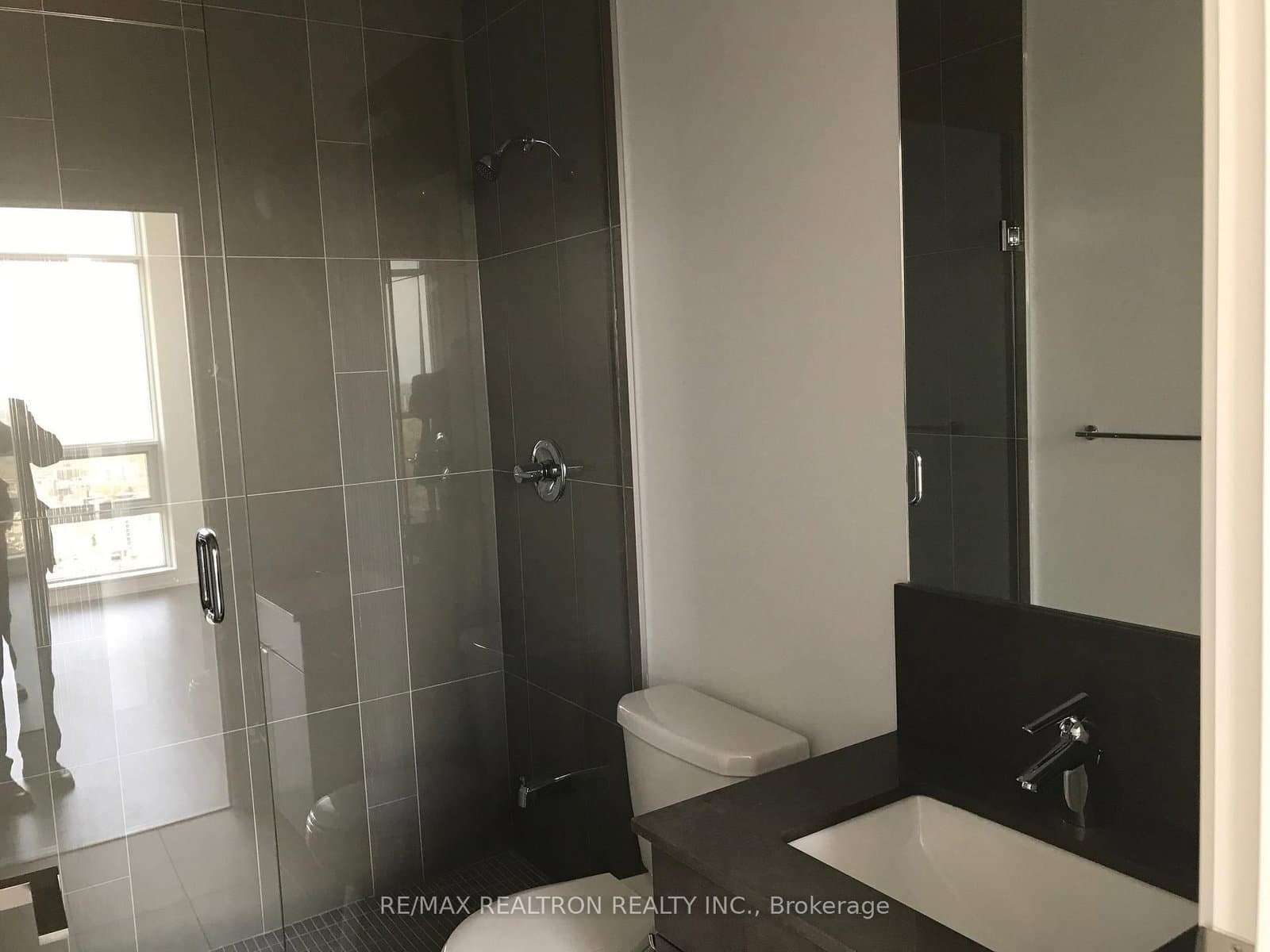 98 Lillian Street, Unit Ph 3316 thumbnail 12