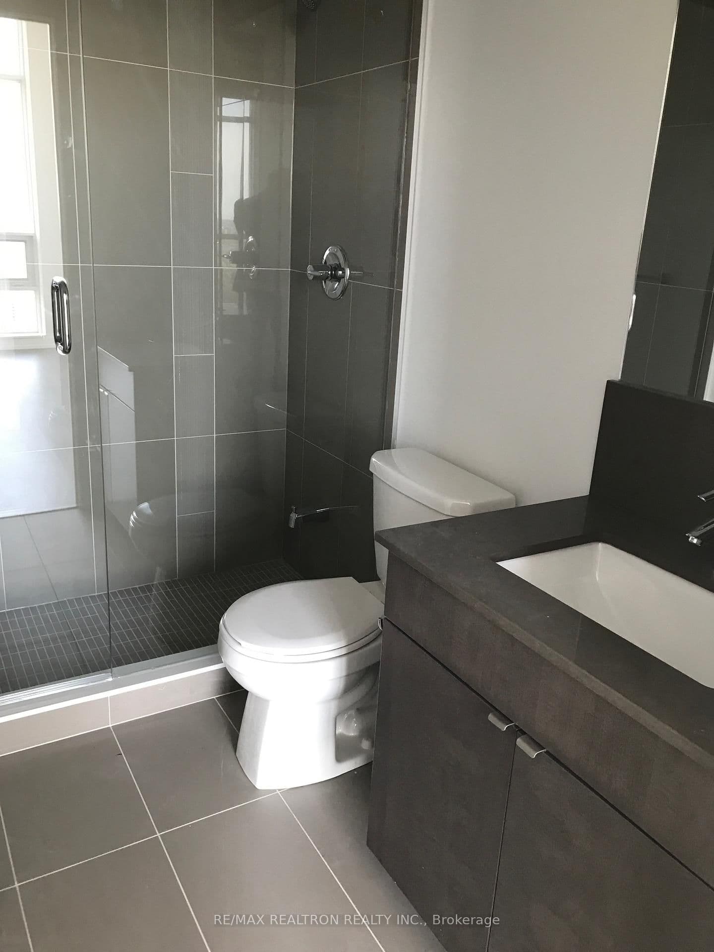 98 Lillian Street, Unit Ph 3316 thumbnail 14