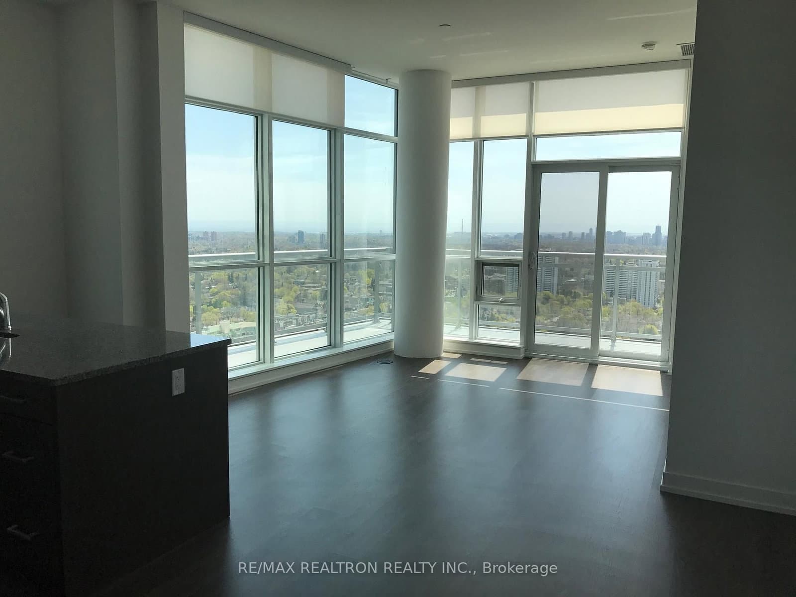 98 Lillian Street, Unit Ph 3316 thumbnail 16
