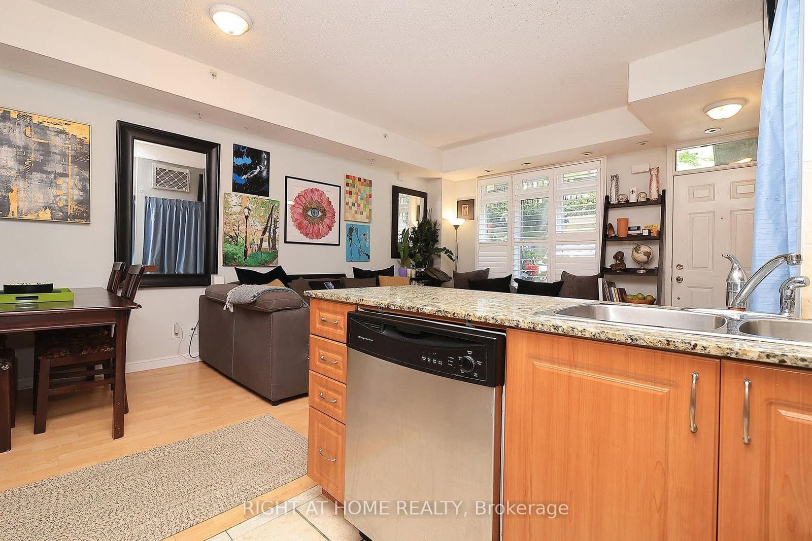 88 Carr Street, Unit 19 thumbnail 14