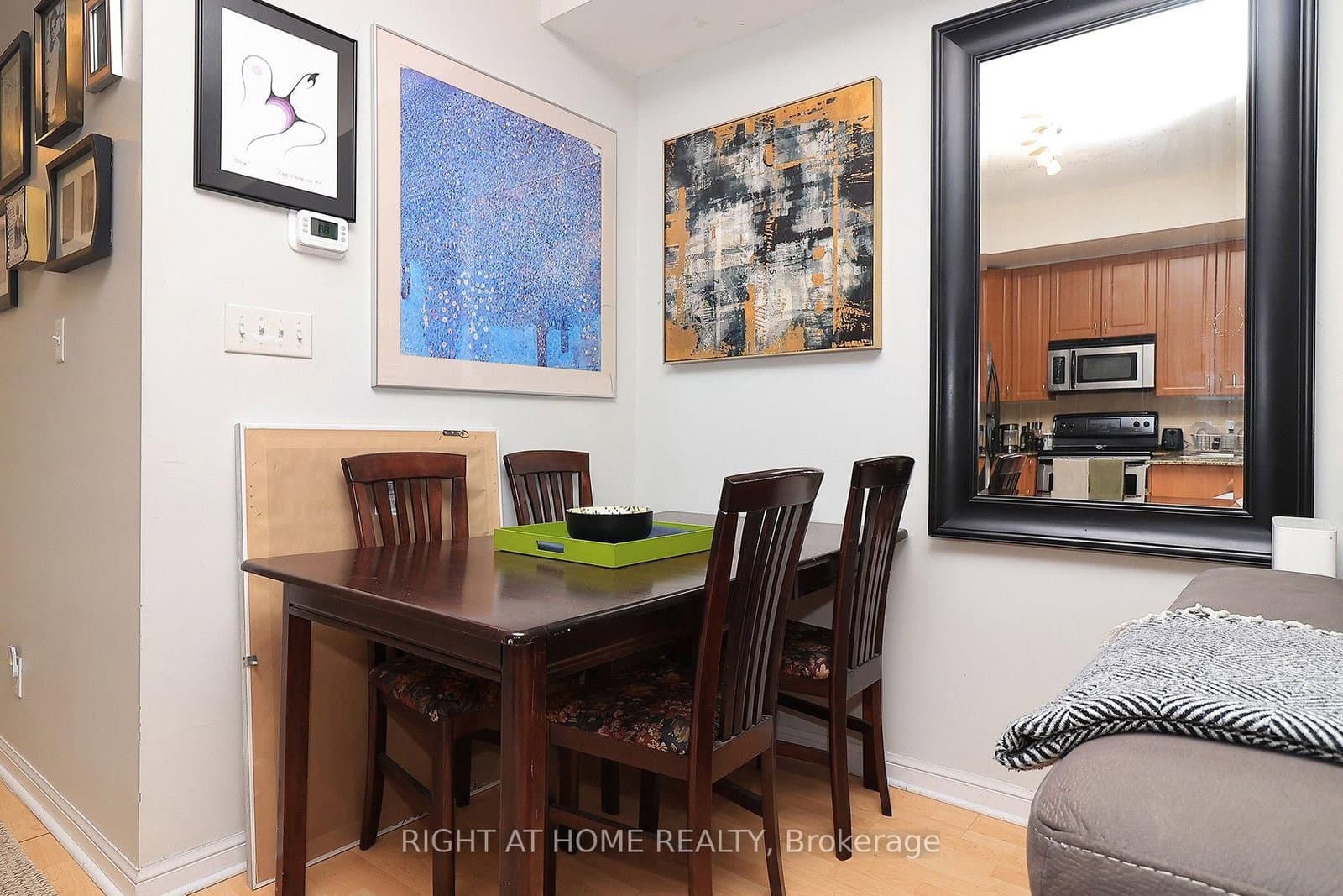 88 Carr Street, Unit 19 thumbnail 20