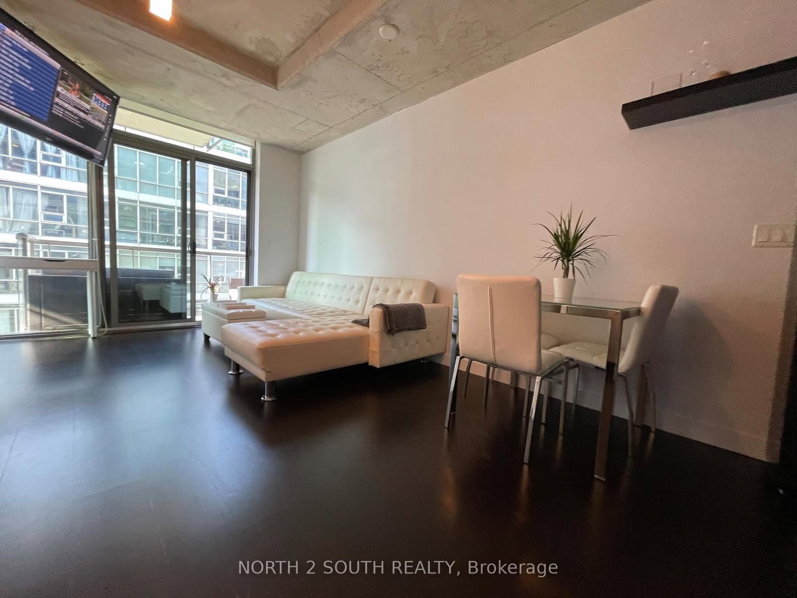 55 Stewart Street, Unit 524 thumbnail 4