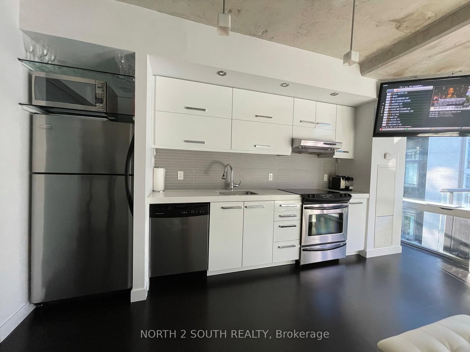 55 Stewart Street, Unit 524 thumbnail 6