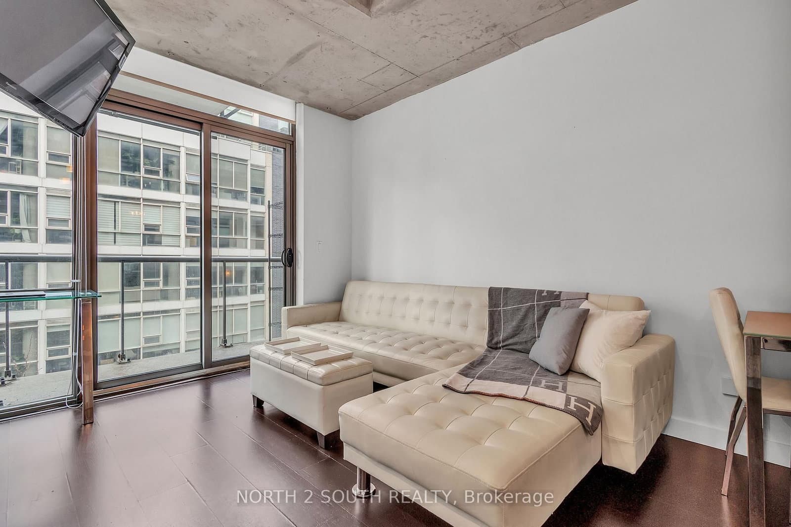 55 Stewart Street, Unit 524 thumbnail 8