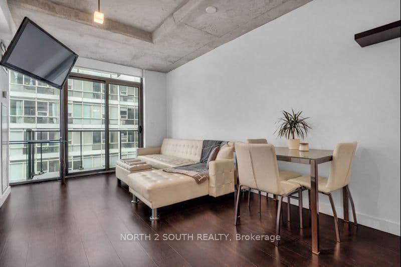 55 Stewart Street, Unit 524 thumbnail 9