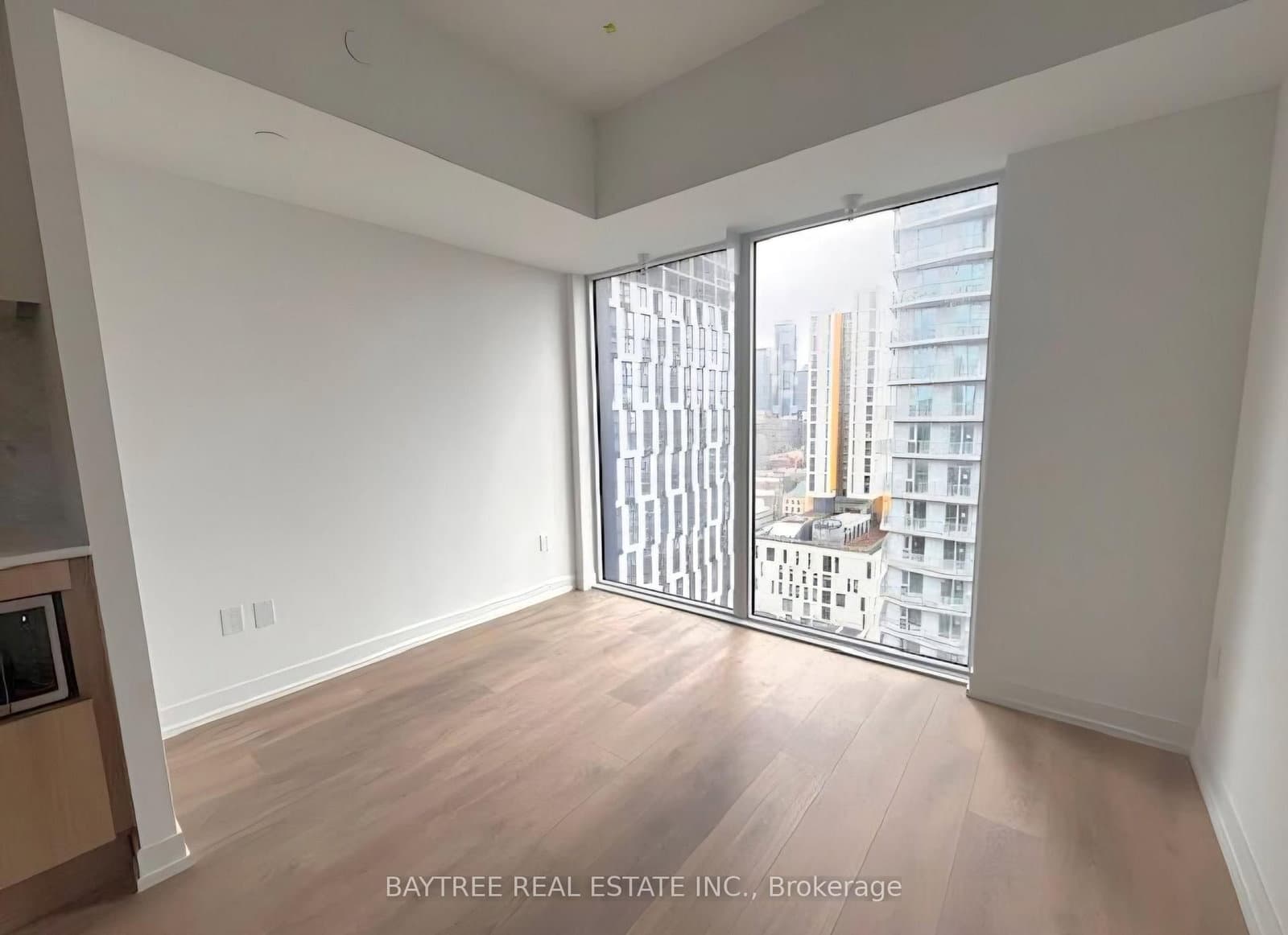 82 Dalhousie Street, Unit 2715 thumbnail 6