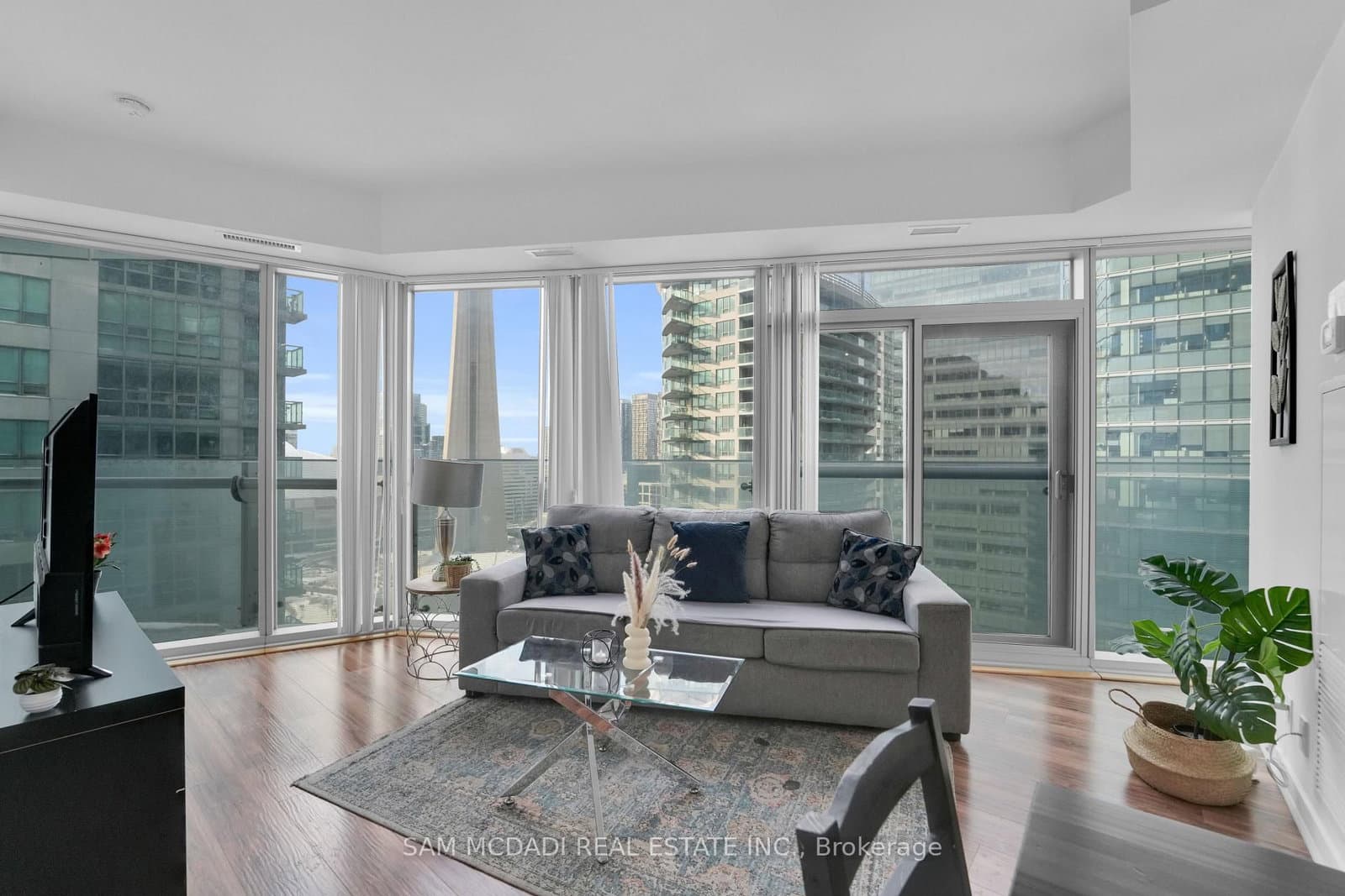 12 York Street, Unit 2307 thumbnail 11