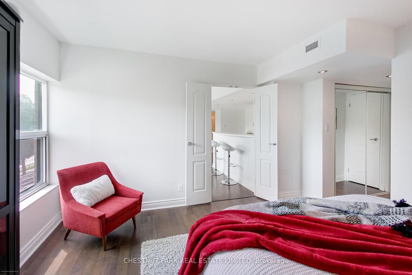 97 Lawton Boulevard, Unit 201 thumbnail 25