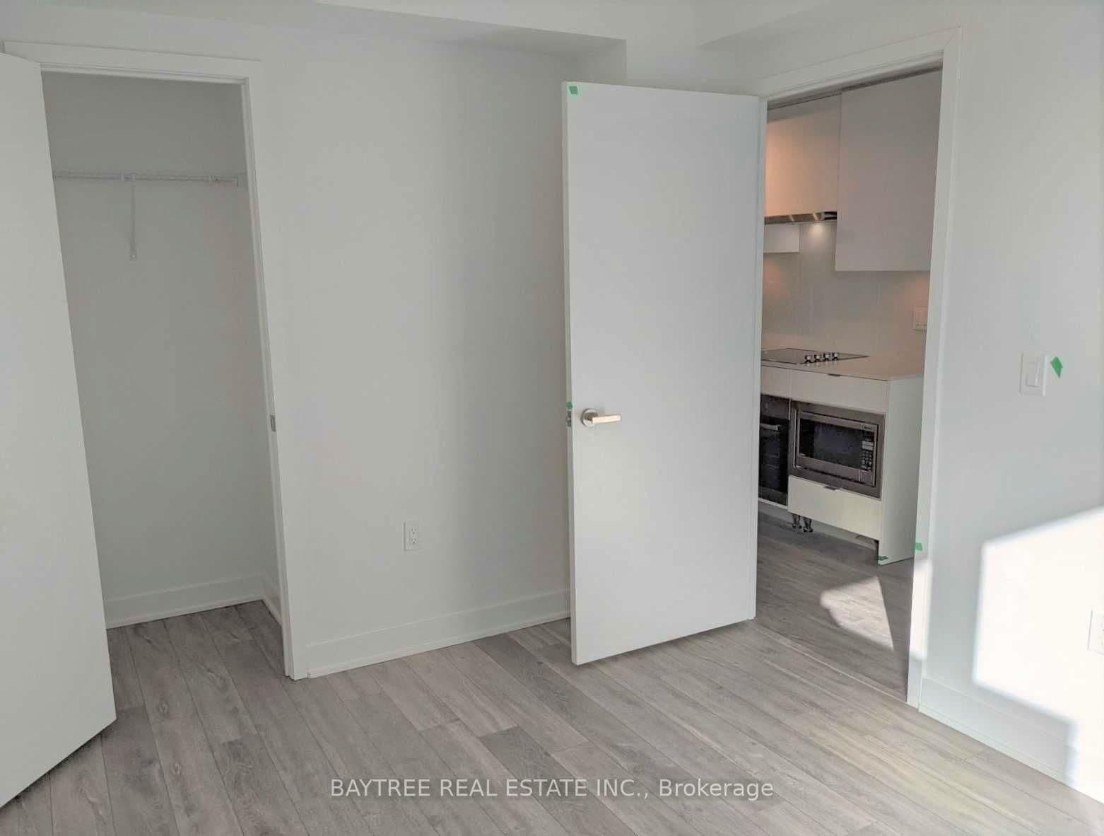 99 Broadway Avenue, Unit 3608 thumbnail 8
