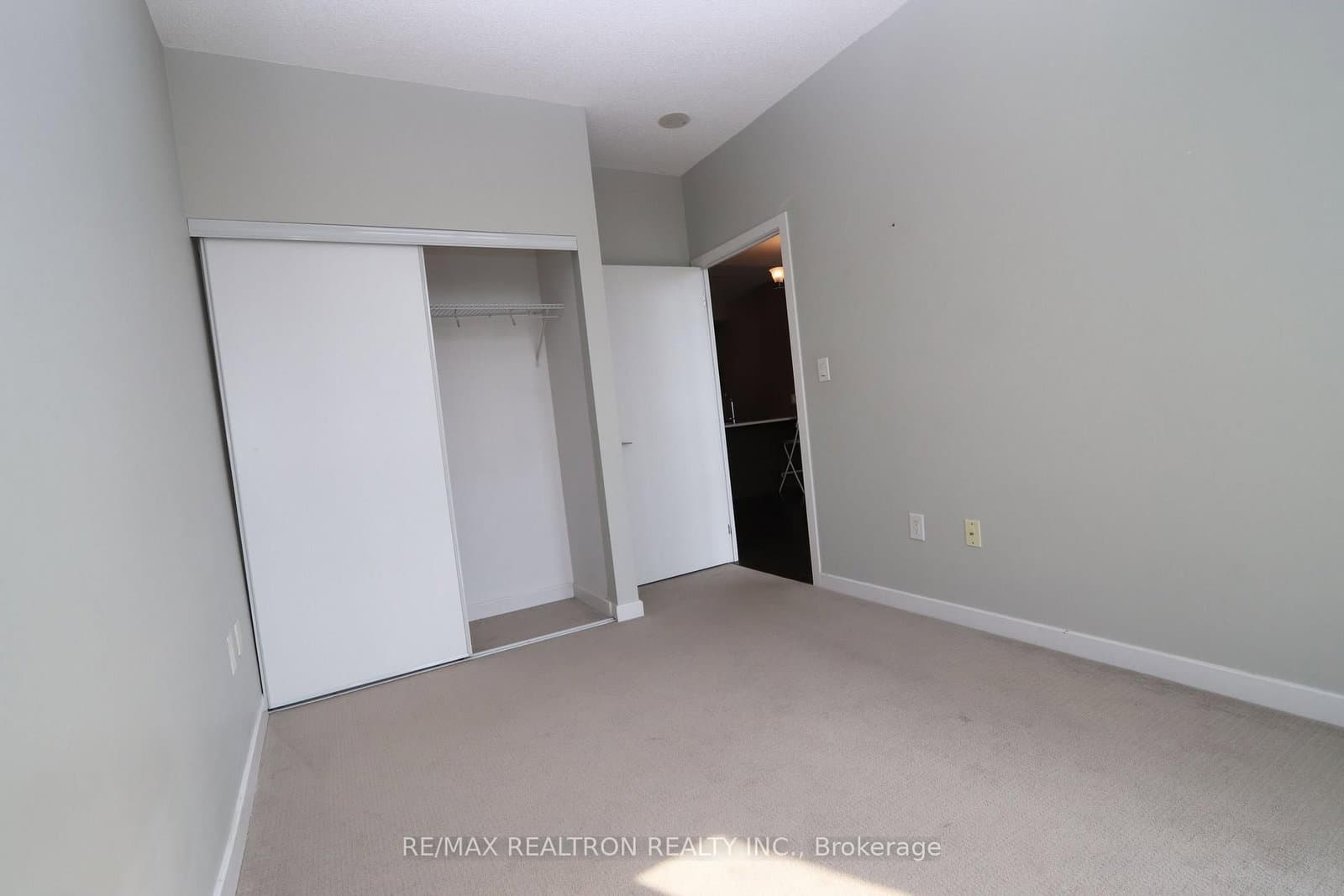 66 Forest Manor Road, Unit 2601 thumbnail 14