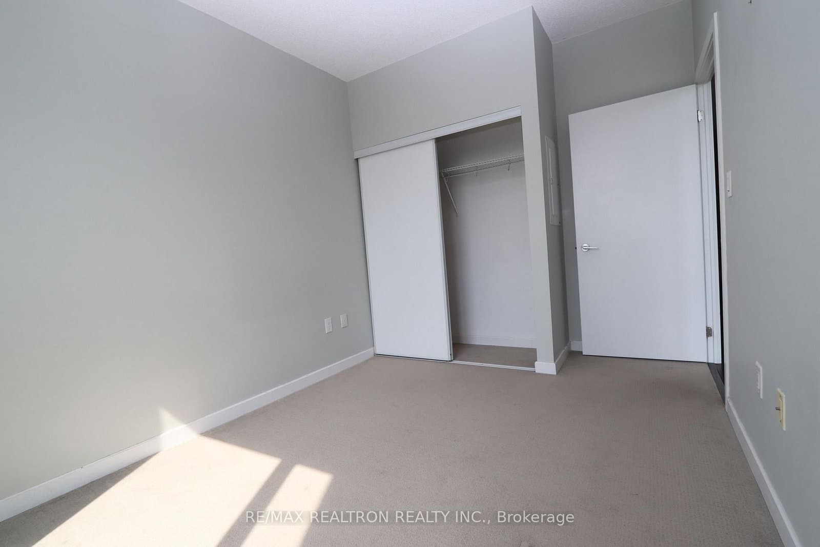 66 Forest Manor Road, Unit 2601 thumbnail 15