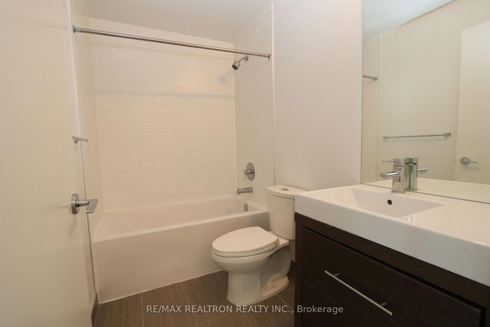 66 Forest Manor Road, Unit 2601 thumbnail 18