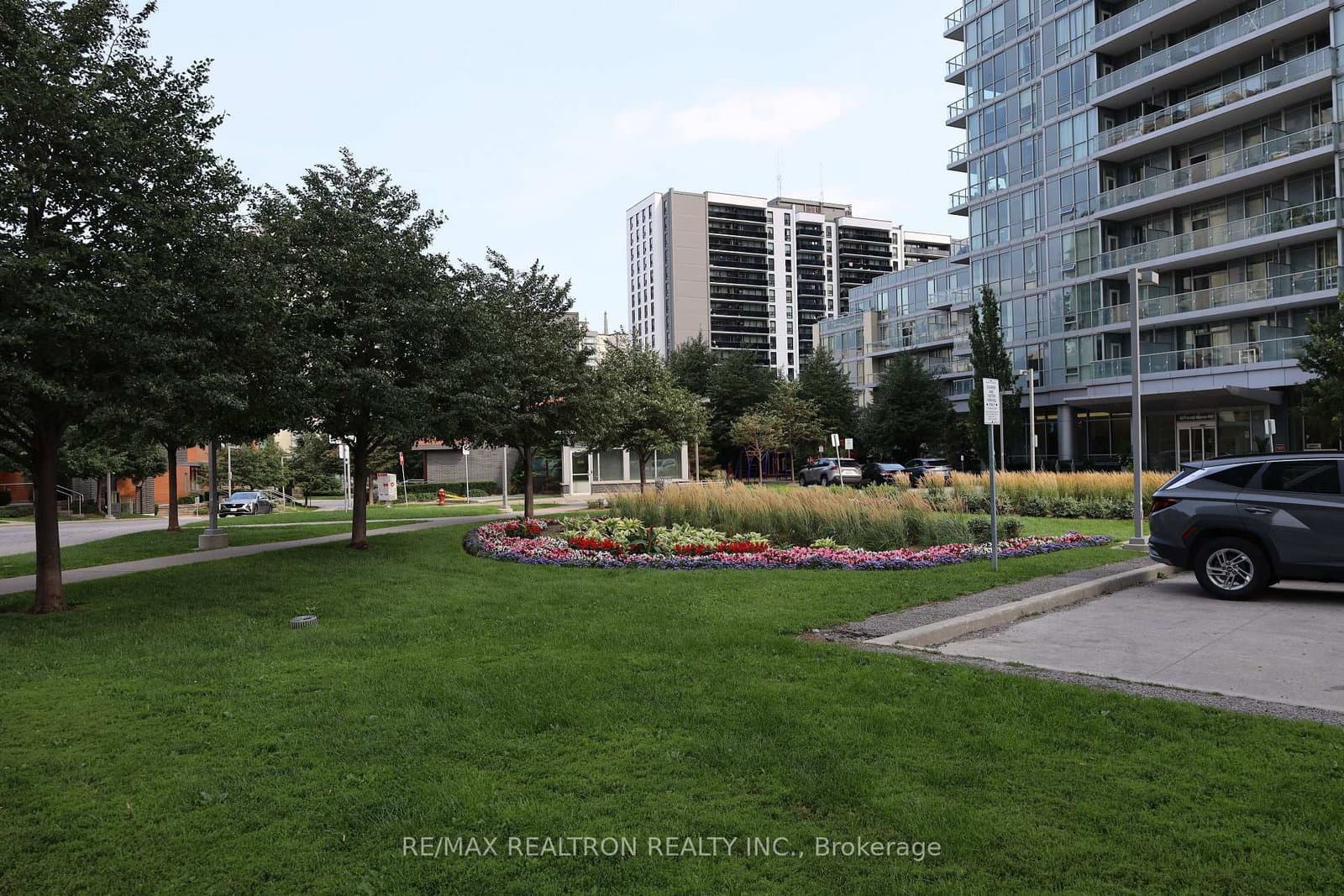 66 Forest Manor Road, Unit 2601 thumbnail 23