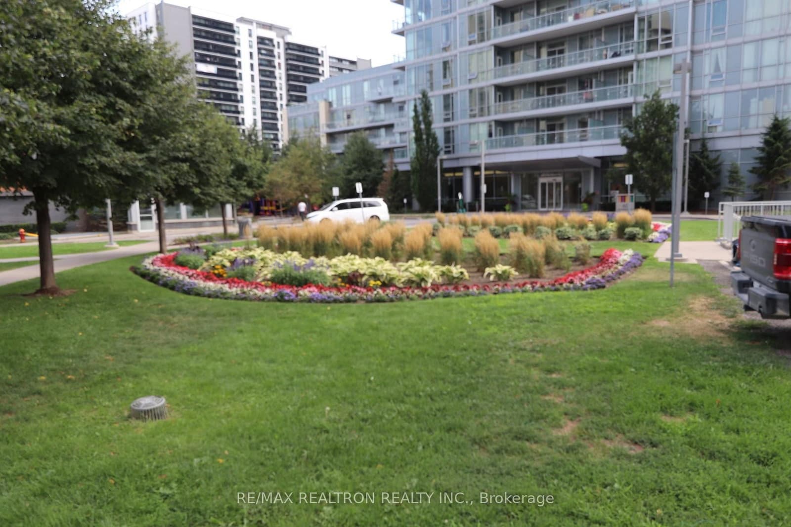 66 Forest Manor Road, Unit 2601 thumbnail 25