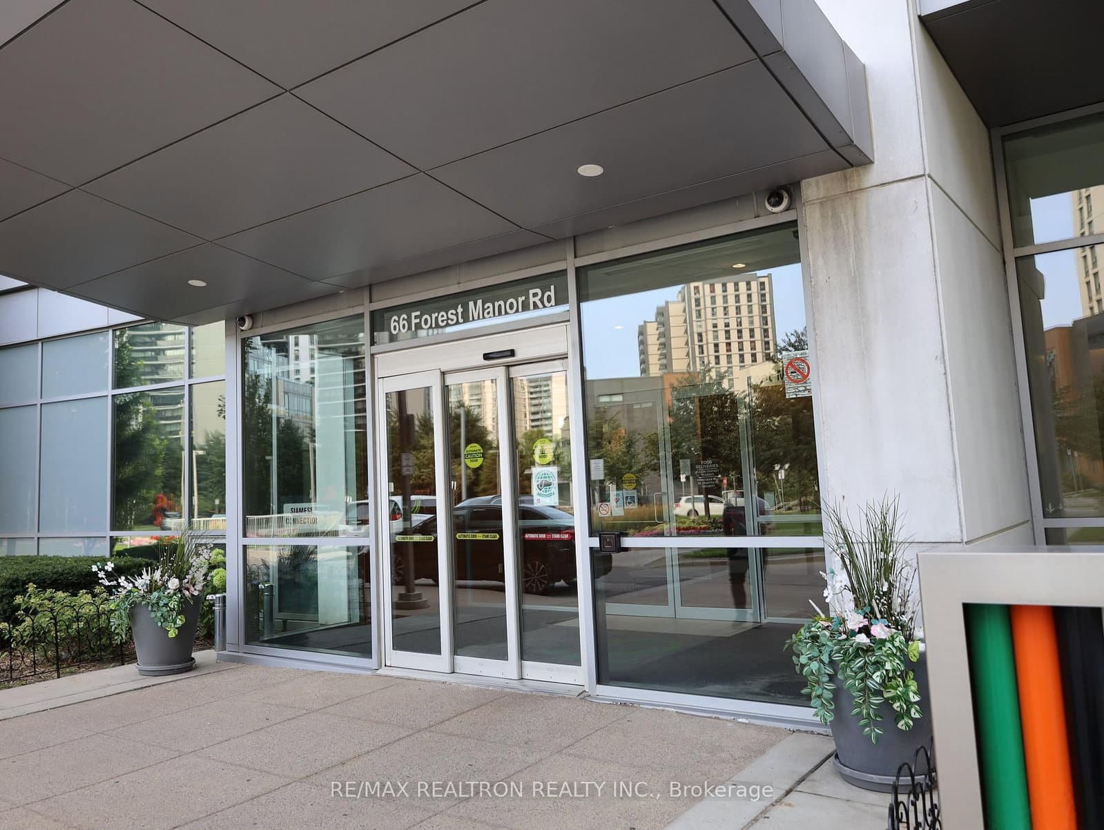 66 Forest Manor Road, Unit 2601 thumbnail 4