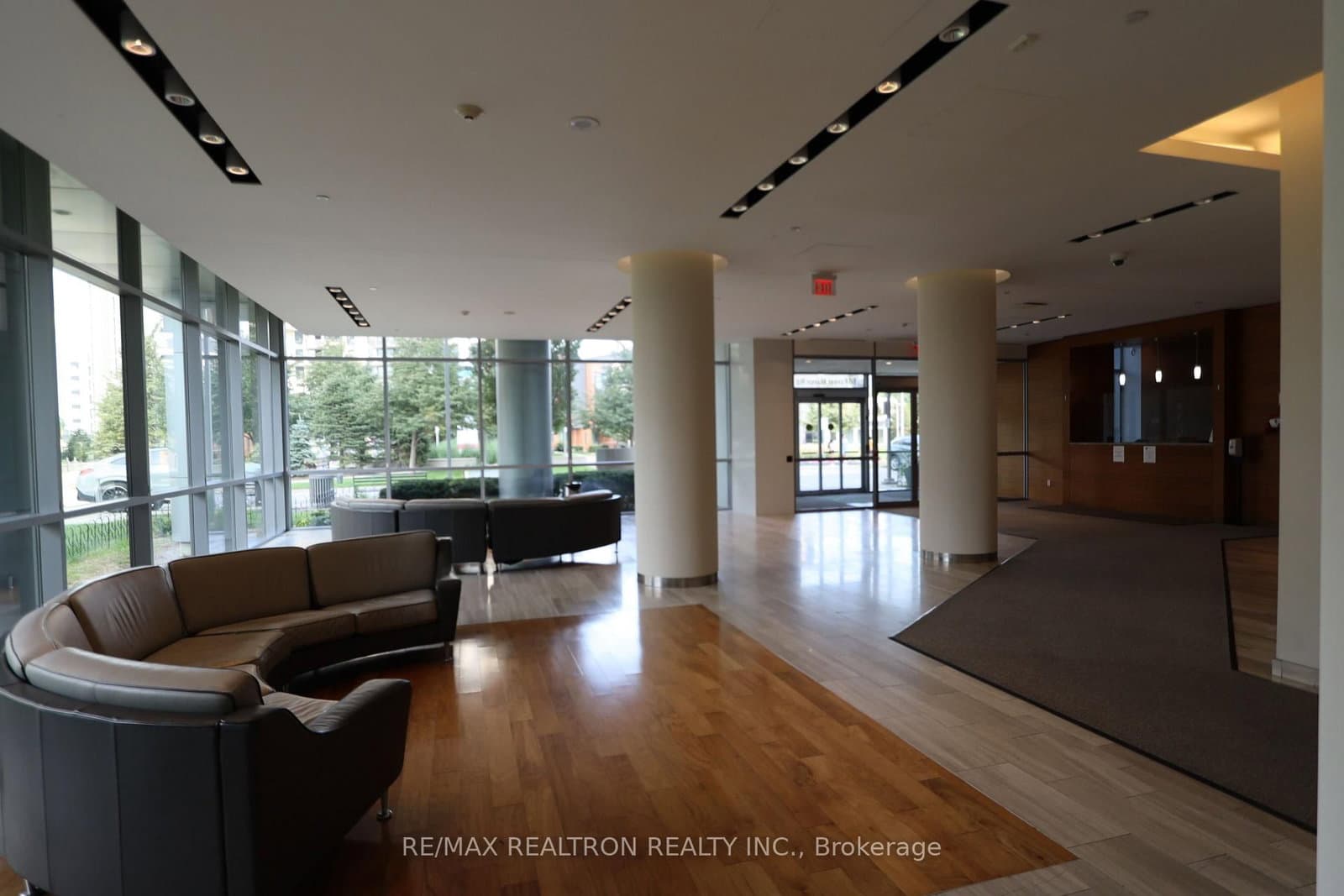 66 Forest Manor Road, Unit 2601 thumbnail 8