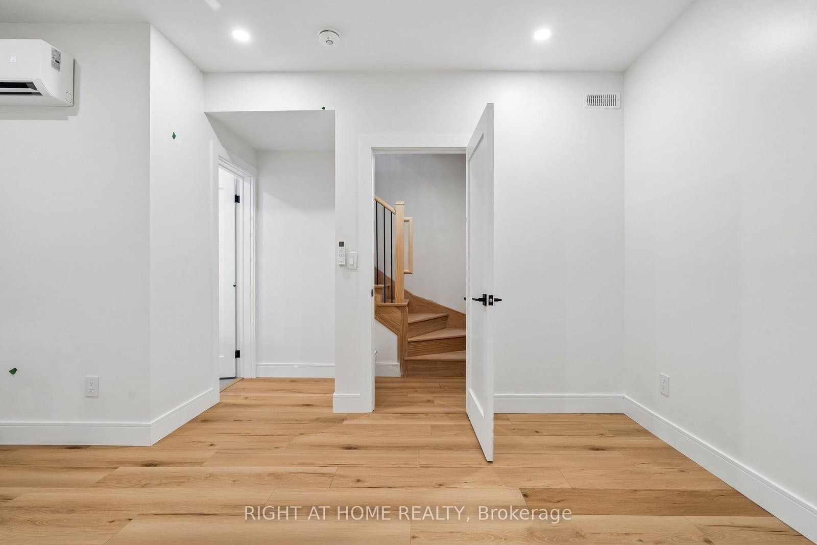 55 Camberwell Road, Unit LS thumbnail 27