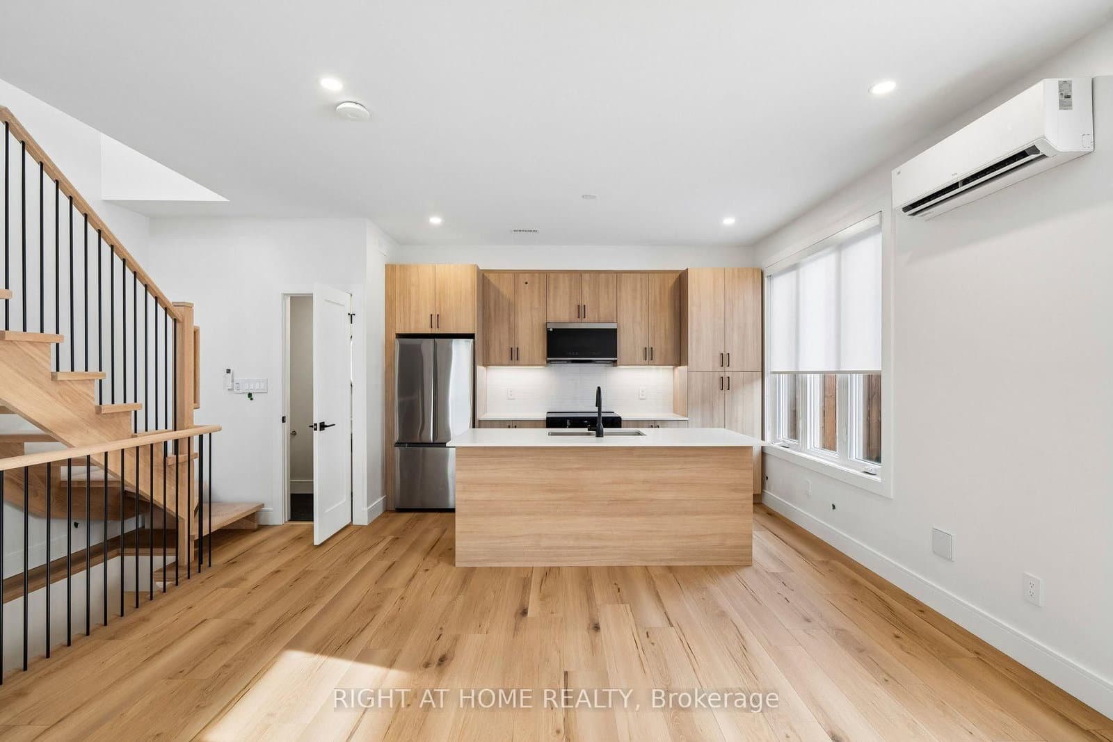 55 Camberwell Road, Unit LS thumbnail 5