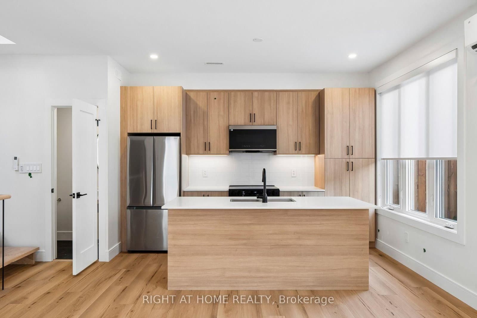 55 Camberwell Road, Unit LS thumbnail 6
