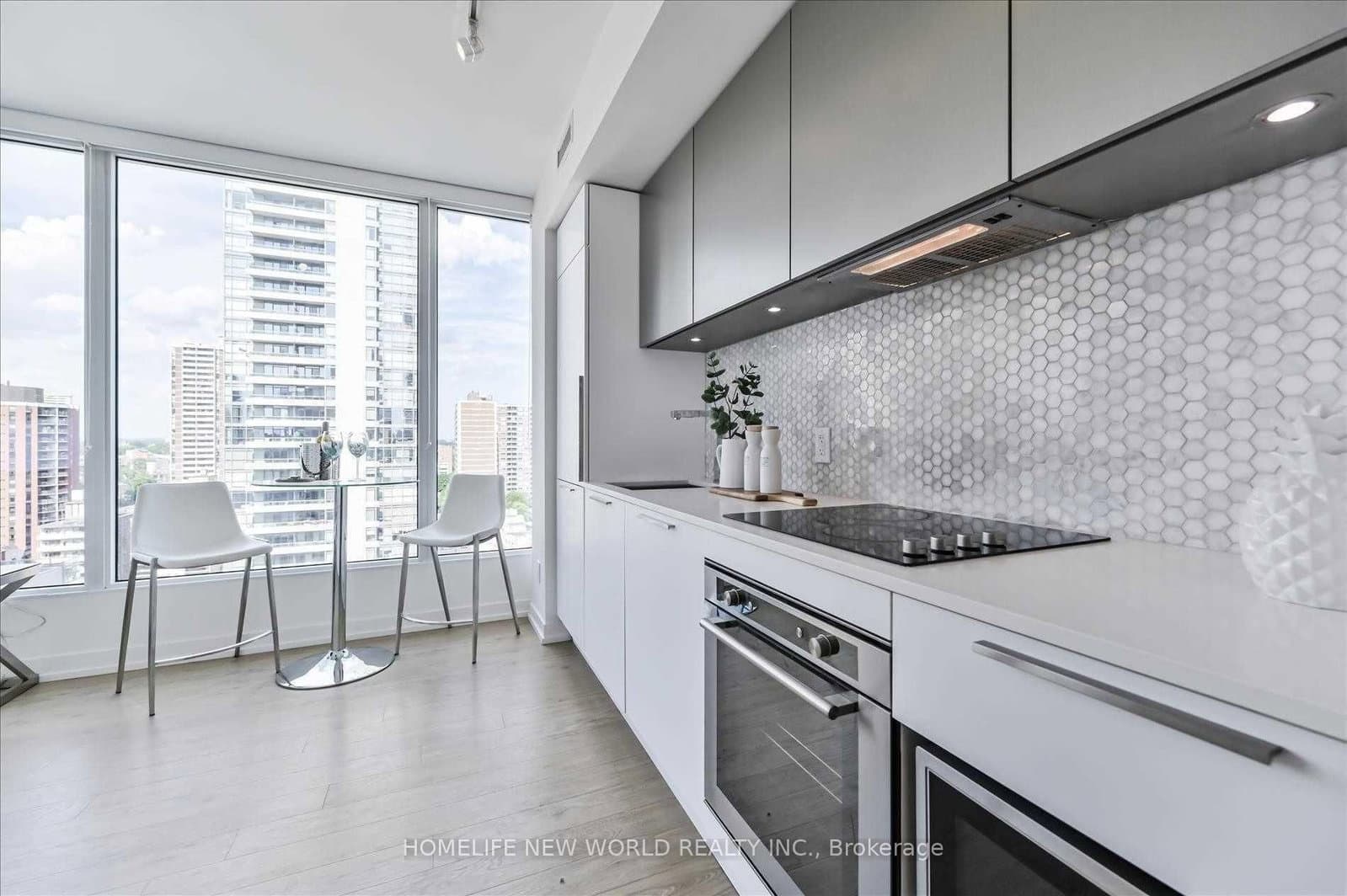 85 Wood Street, Unit 1812 thumbnail 6