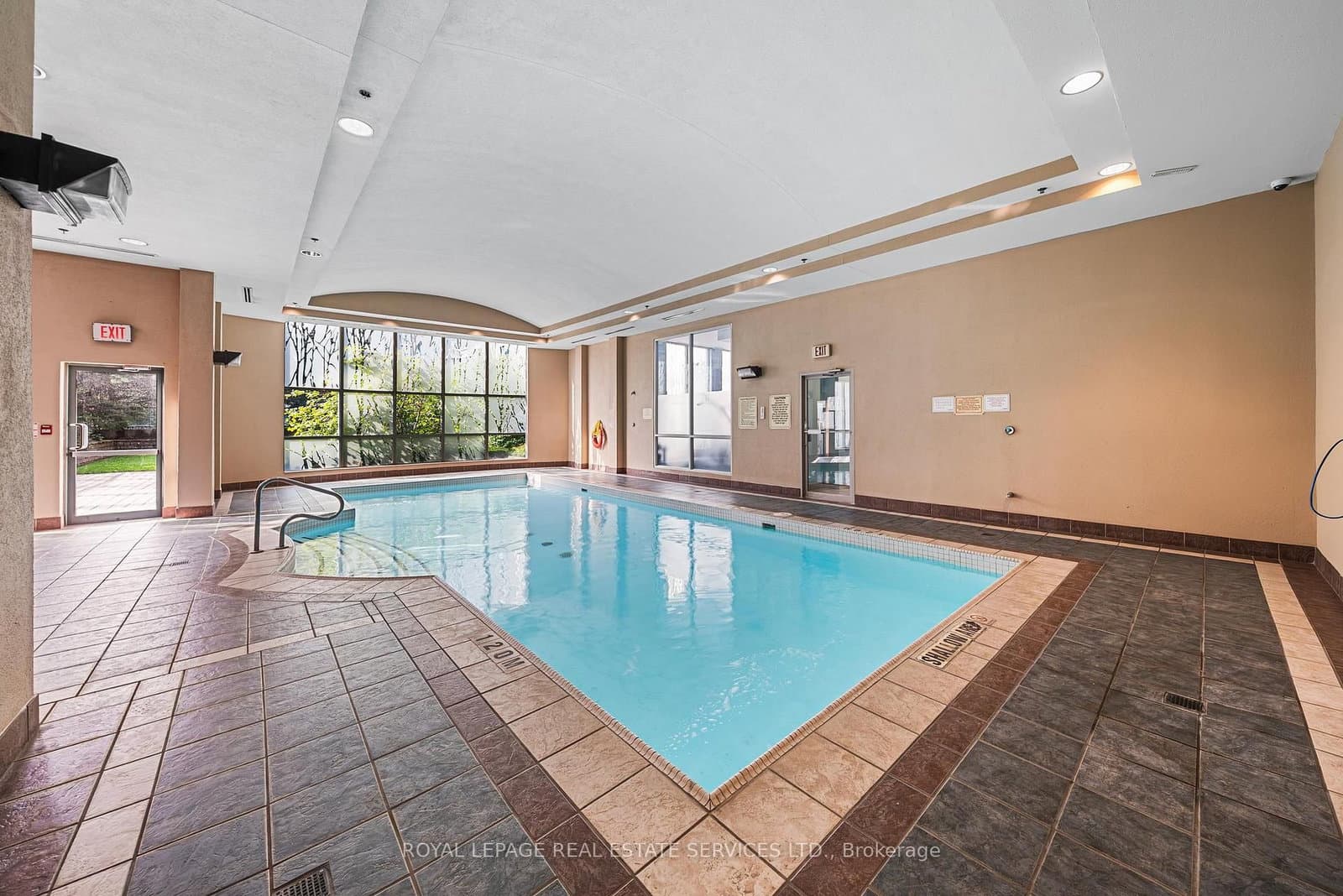 7 Lorraine Drive, Unit 1912 thumbnail 20