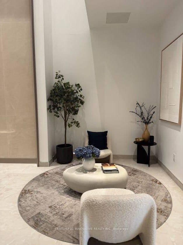 181 Sterling Road, Unit 615 thumbnail 4
