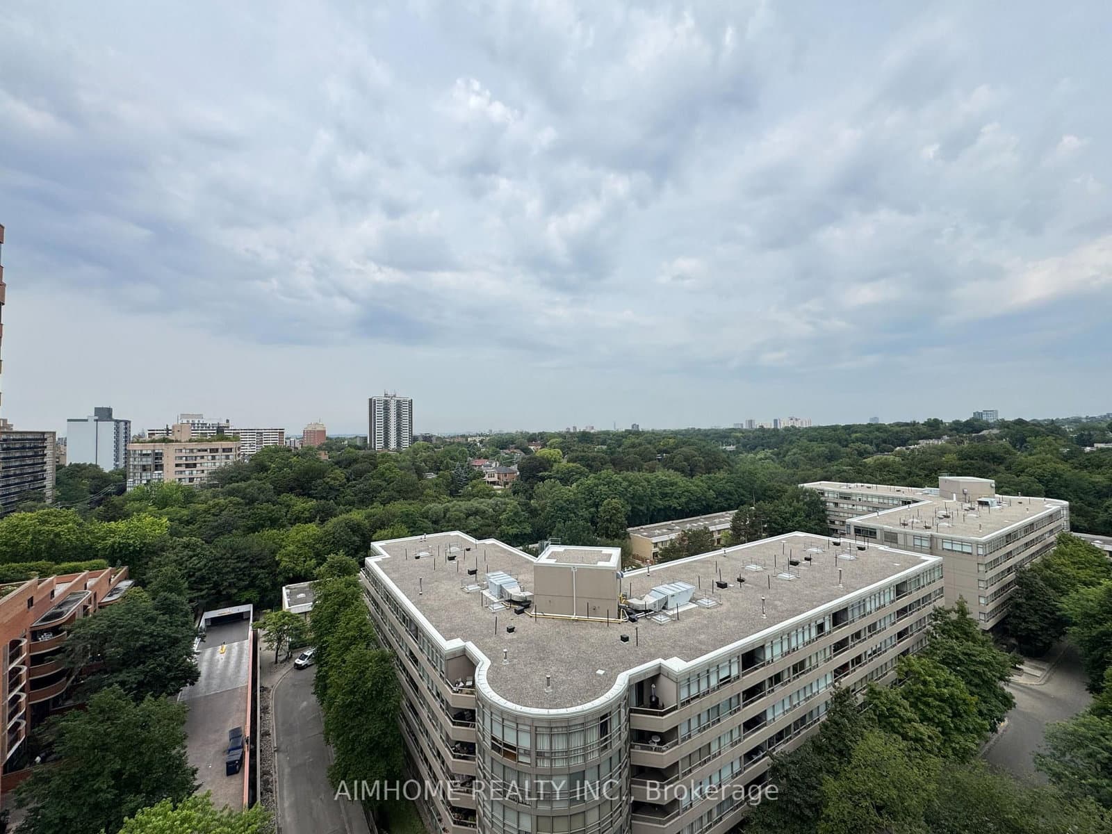 91 Montclair Avenue, Unit 1606 thumbnail 12