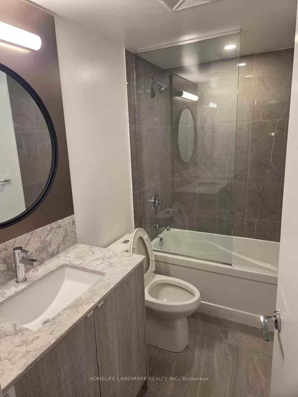 771 Yonge Street W, Unit 1002 thumbnail 8