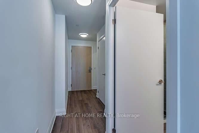 77 Mutual Street, Unit 321 thumbnail 12