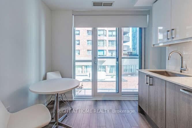 77 Mutual Street, Unit 321 thumbnail 15