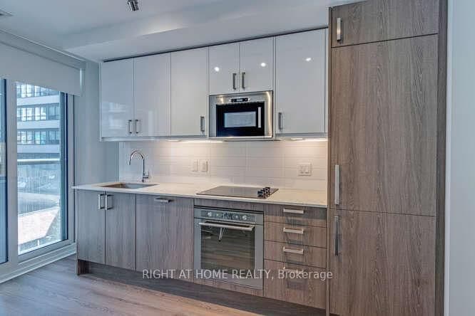 77 Mutual Street, Unit 321 thumbnail 21