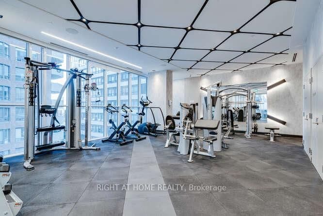 77 Mutual Street, Unit 321 thumbnail 30