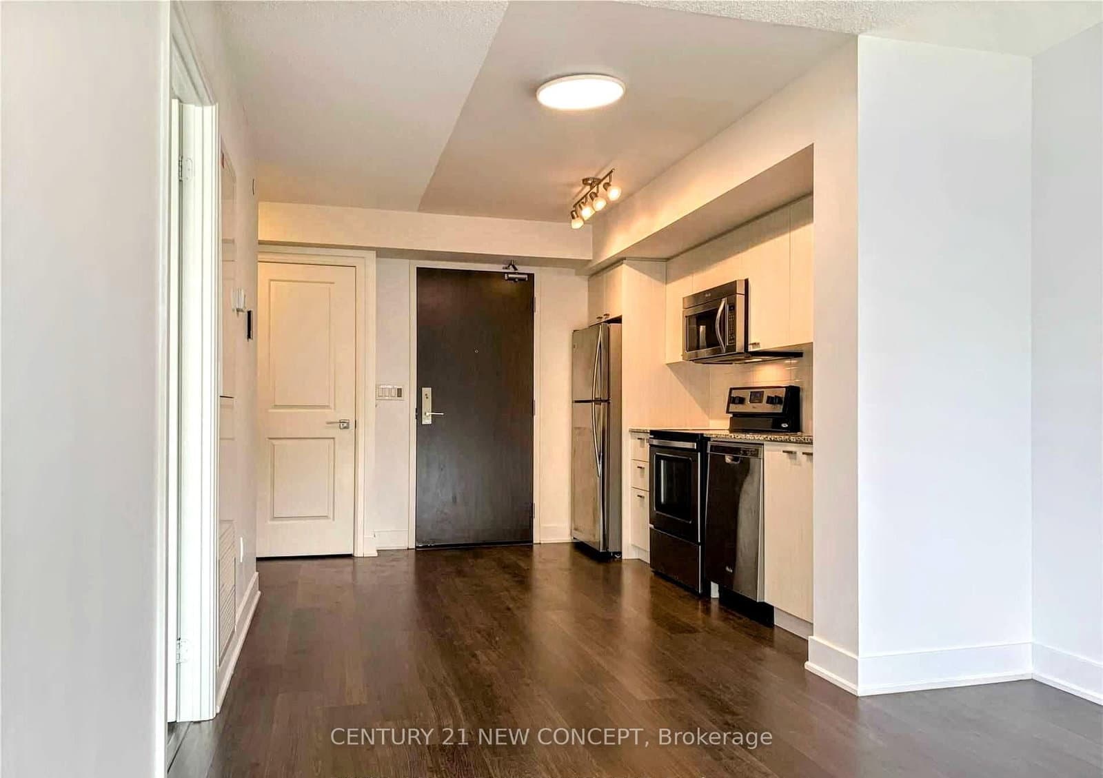 88 Sheppard Avenue E, Unit 1111 thumbnail 4